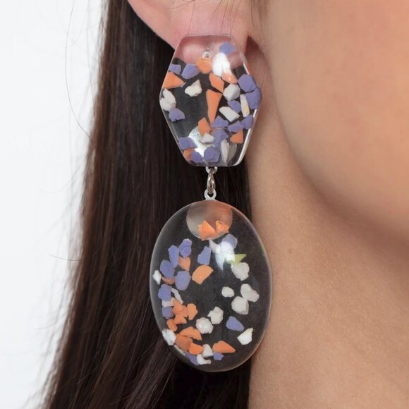 Paparazzi Jewelry Accessories - Flaky Fashion - Orange Earrings - Vintage - Picture 3 of 4